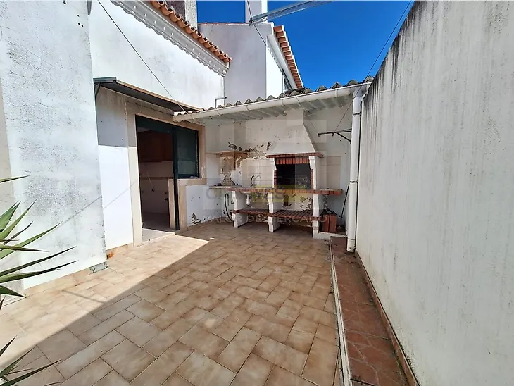 main-listing-picture-0