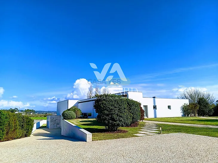 main-listing-picture-0