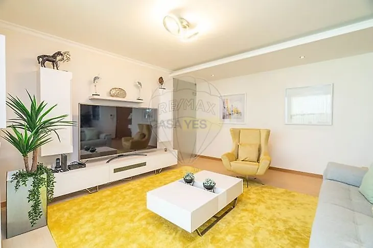 main-listing-picture-0