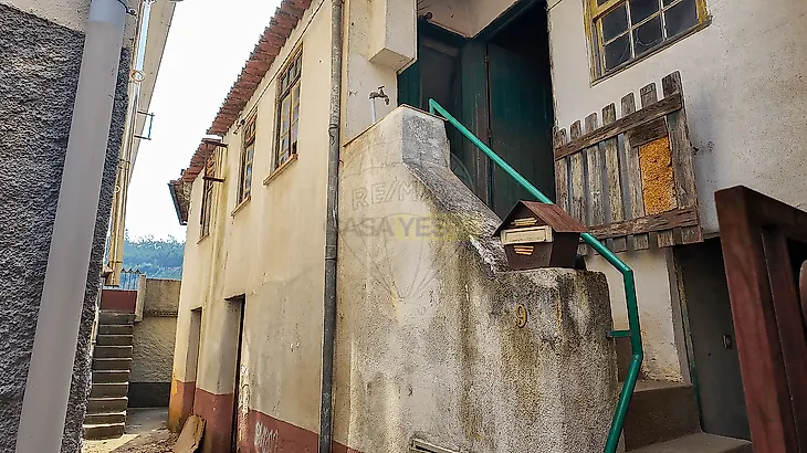 main-listing-picture-0