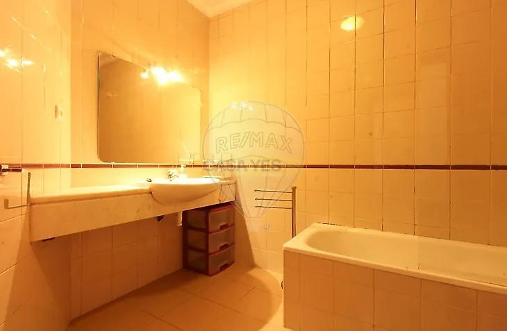 main-listing-picture-0