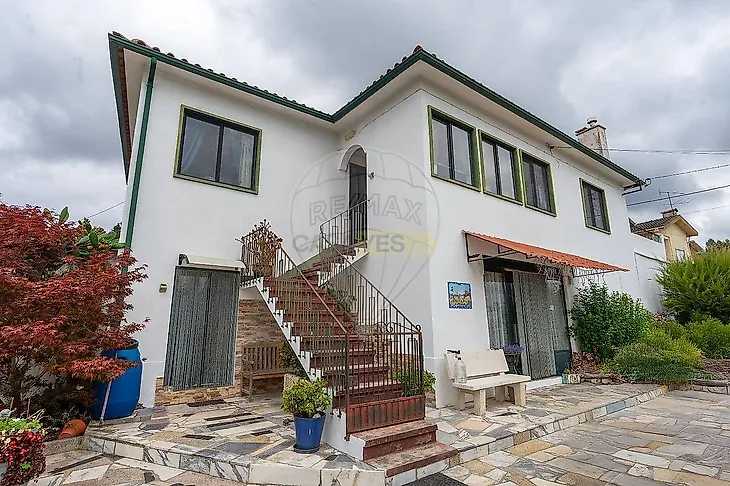 main-listing-picture-0