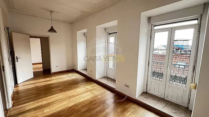 main-listing-picture-0