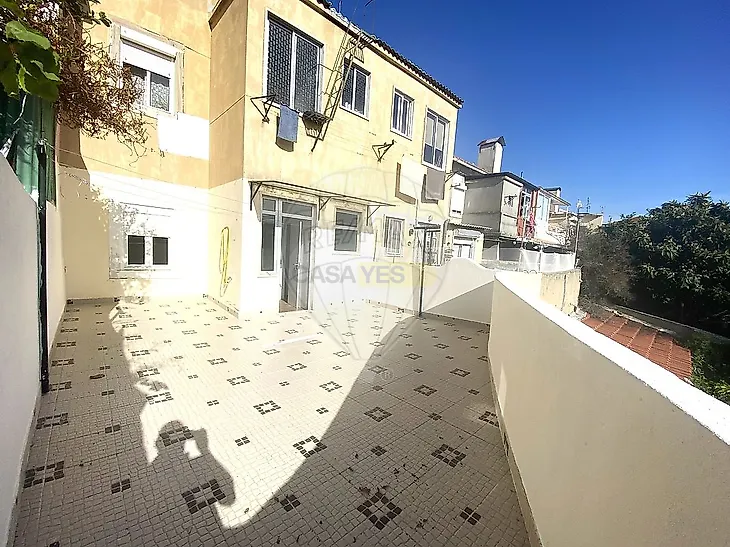 main-listing-picture-0
