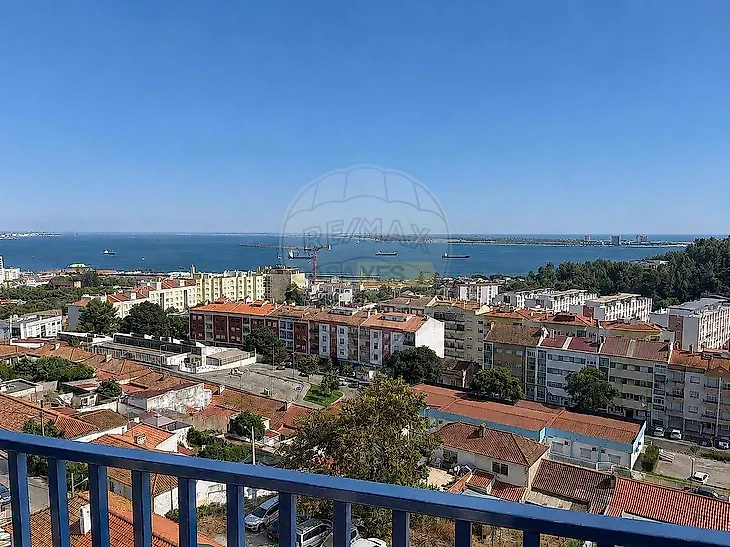main-listing-picture-0