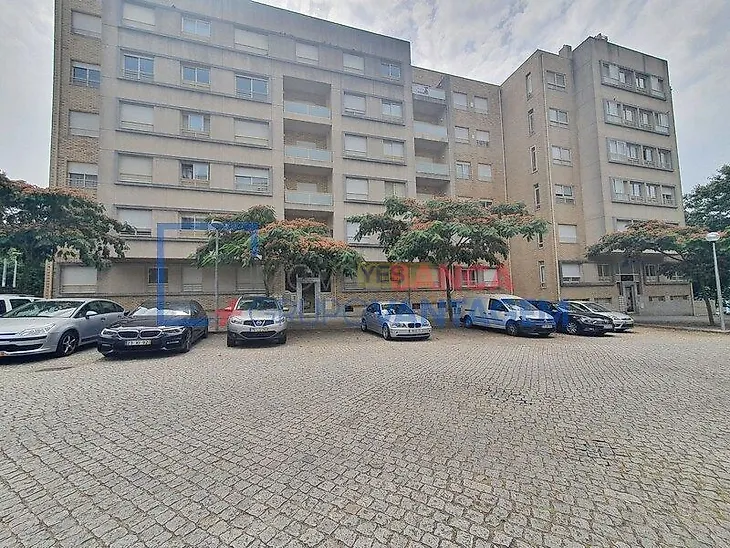 main-listing-picture-0