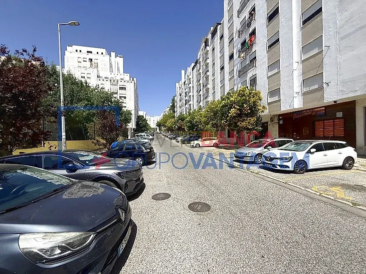 main-listing-picture-0