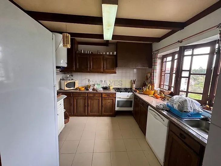 main-listing-picture-0