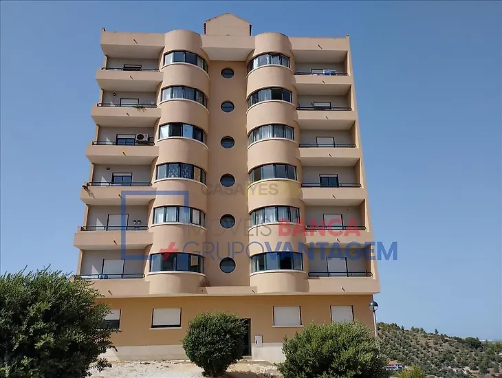 main-listing-picture-0