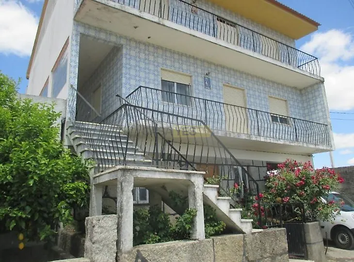 main-listing-picture-0