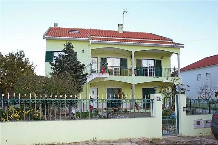 main-listing-picture-0