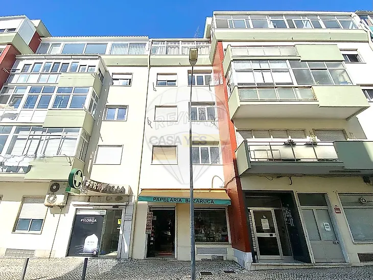 main-listing-picture-0