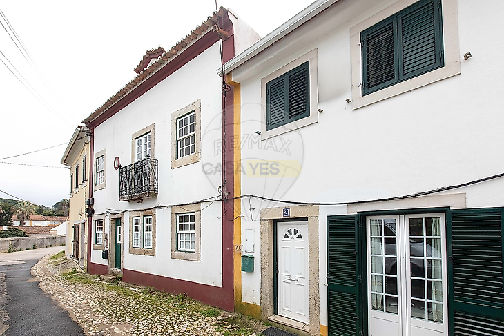 main-listing-picture-0