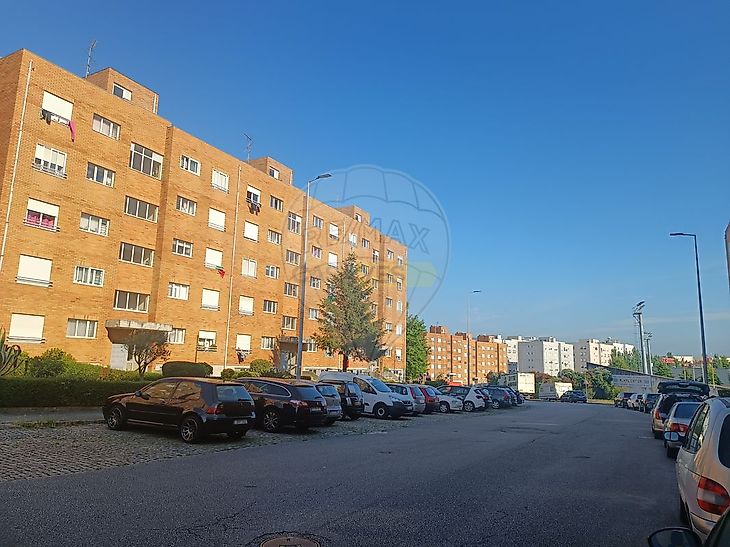main-listing-picture-0