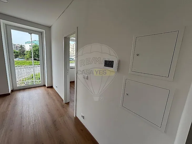 main-listing-picture-0