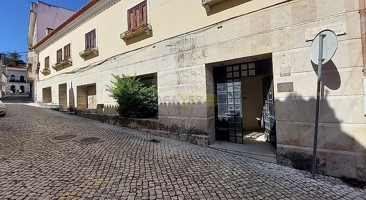main-listing-picture-0