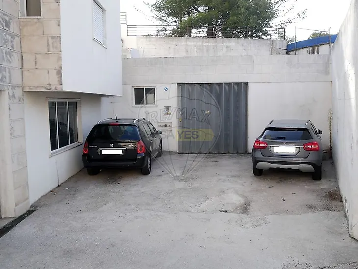 main-listing-picture-0