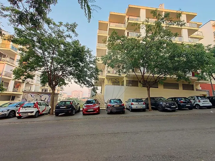 main-listing-picture-0