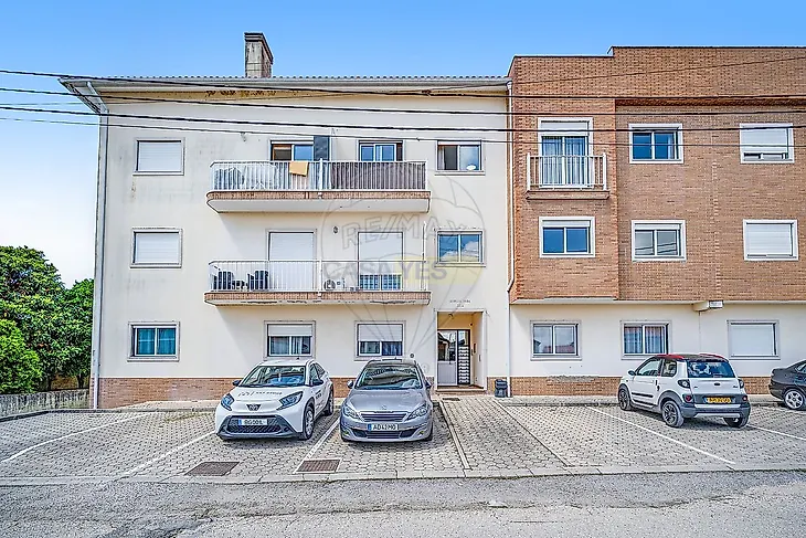 main-listing-picture-0