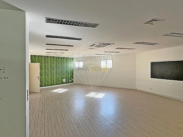 main-listing-picture-0