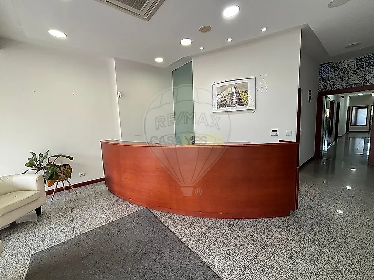 main-listing-picture-0