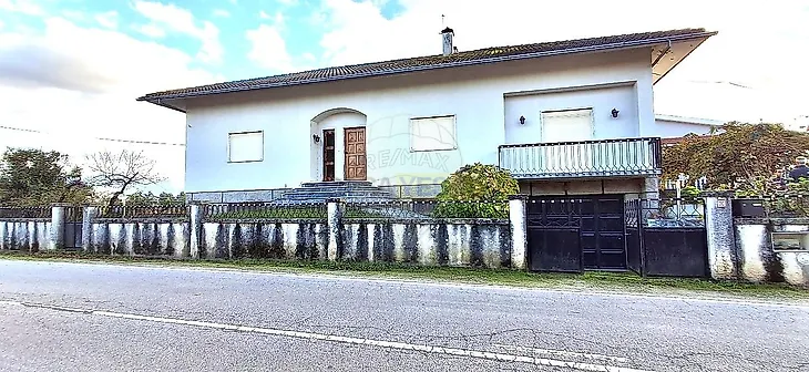 main-listing-picture-0