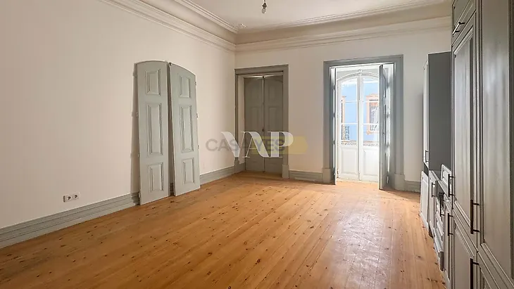 main-listing-picture-0