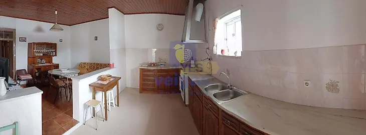 main-listing-picture-0