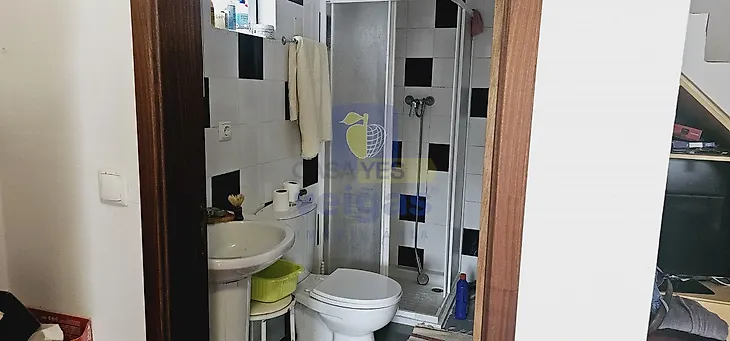 main-listing-picture-0
