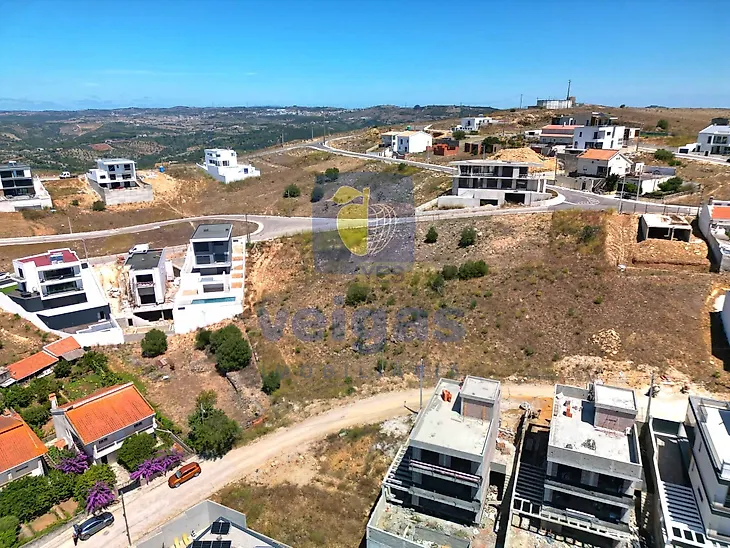 main-listing-picture-0