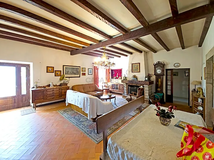 main-listing-picture-0