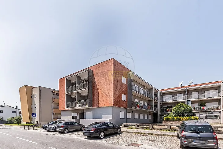 main-listing-picture-0