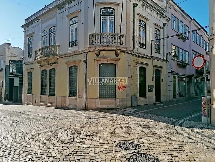 main-listing-picture-0