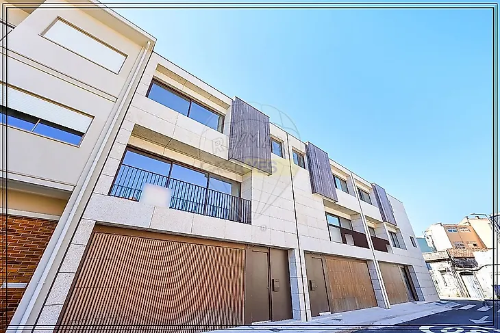 main-listing-picture-0