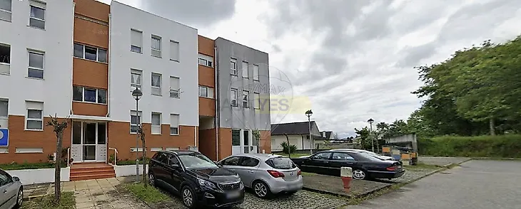 main-listing-picture-0