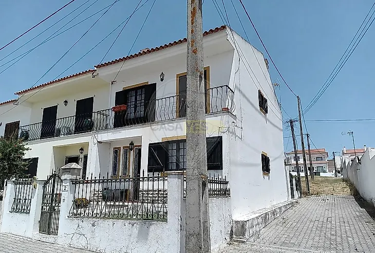 main-listing-picture-0