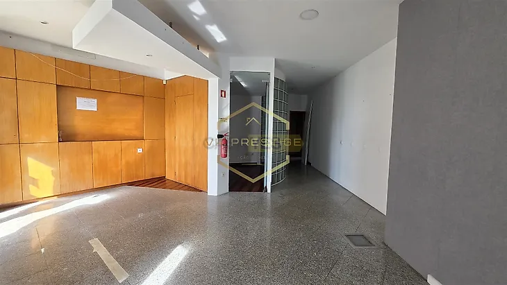 main-listing-picture-0