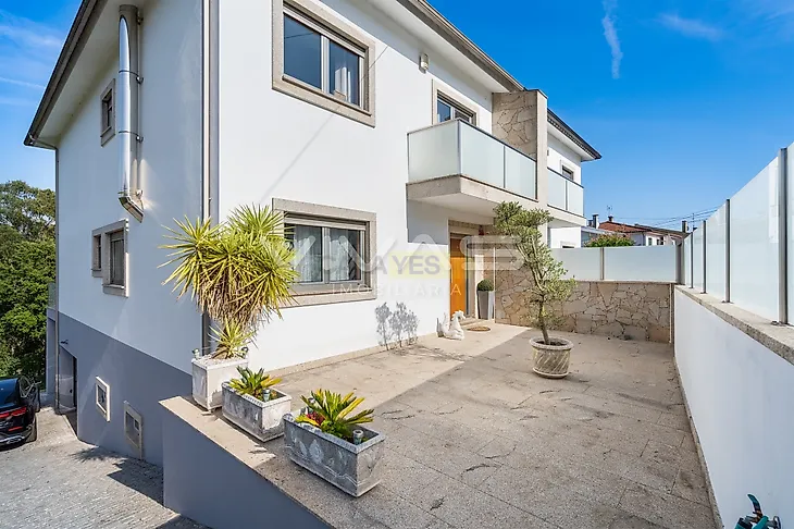 main-listing-picture-0