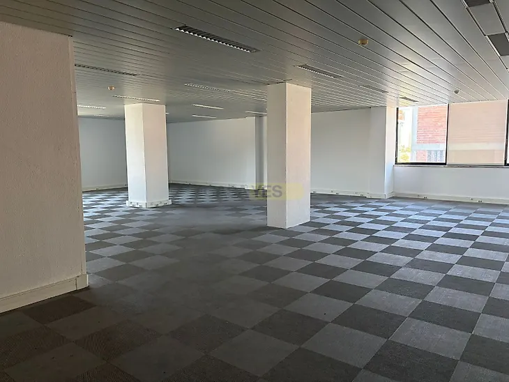 main-listing-picture-0