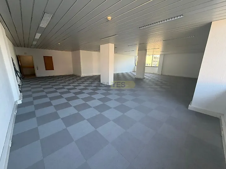 main-listing-picture-0