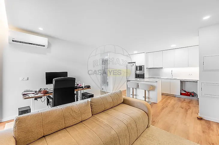 main-listing-picture-0