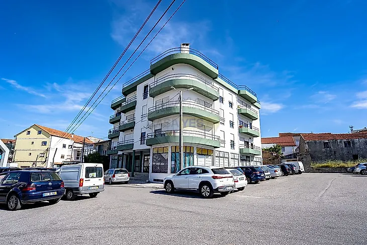 main-listing-picture-0