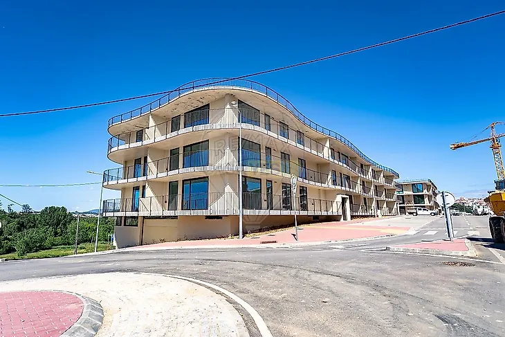 main-listing-picture-0