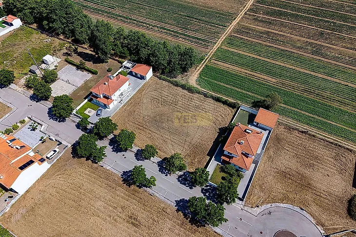 main-listing-picture-0