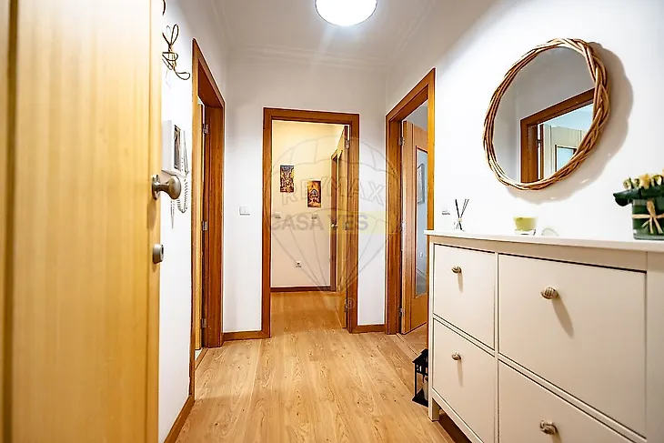 main-listing-picture-0