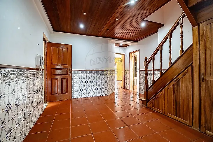 main-listing-picture-0