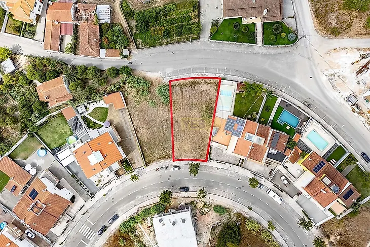 main-listing-picture-0