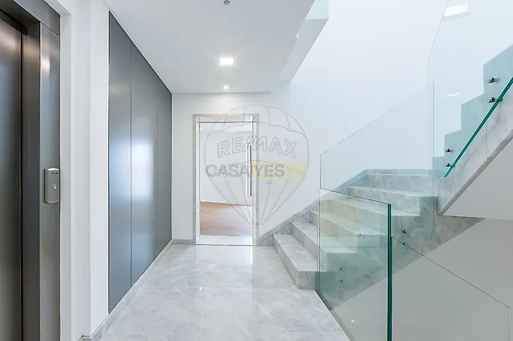 main-listing-picture-0