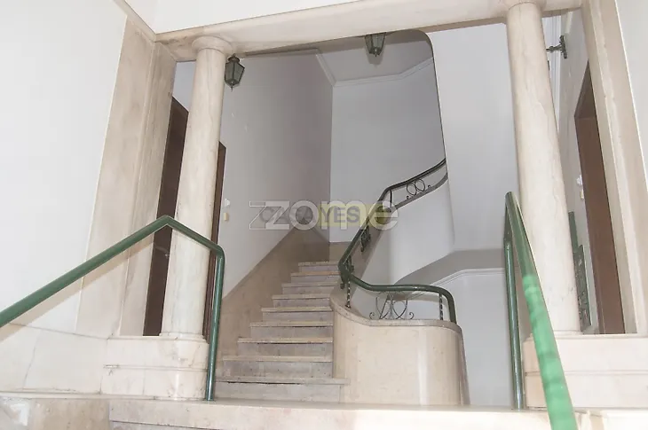 main-listing-picture-0
