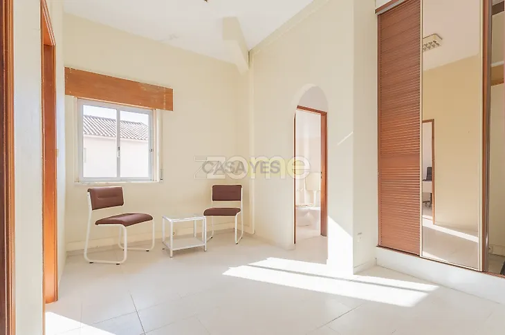 main-listing-picture-0